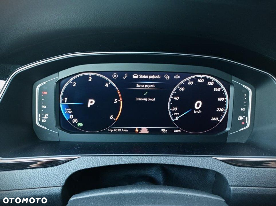Volkswagen Passat - 29