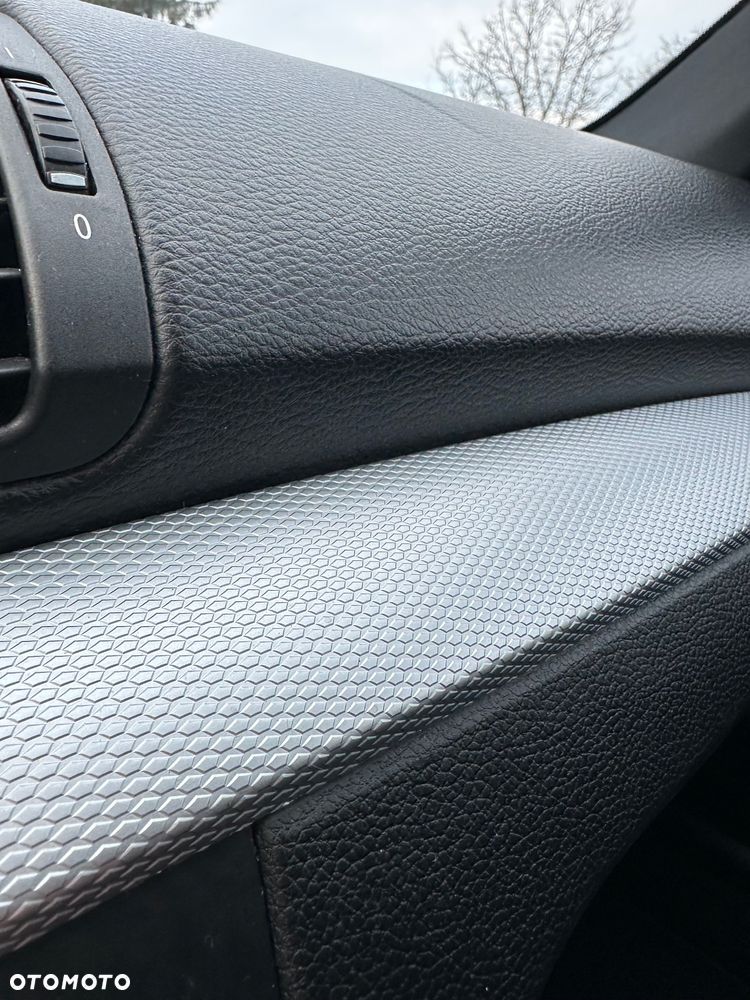 BMW Seria 1 118d DPF Edition Sport - 25