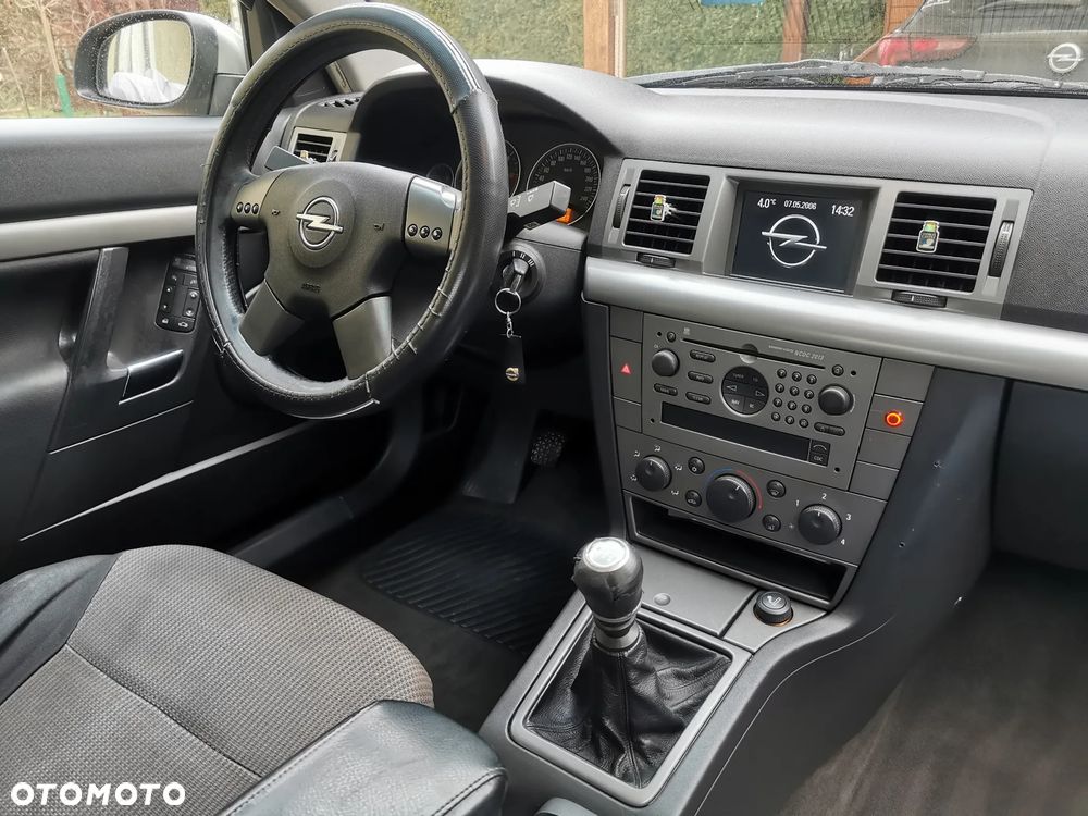 Opel Vectra 2.0 DTI Comfort - 17