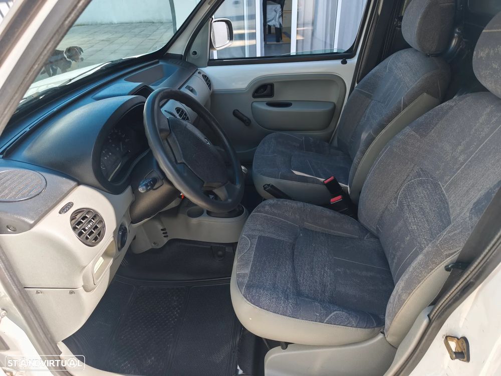 Renault Kangoo 1.5 dCi Authentique - 11