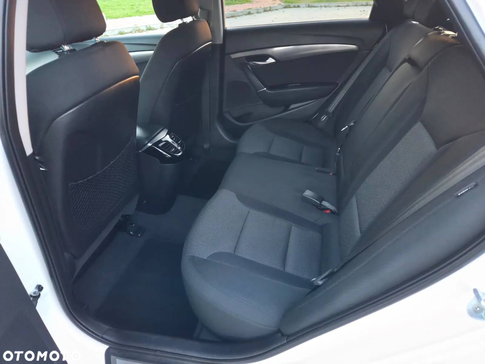 Hyundai i40 1.7 CRDi BlueDrive Business - 16