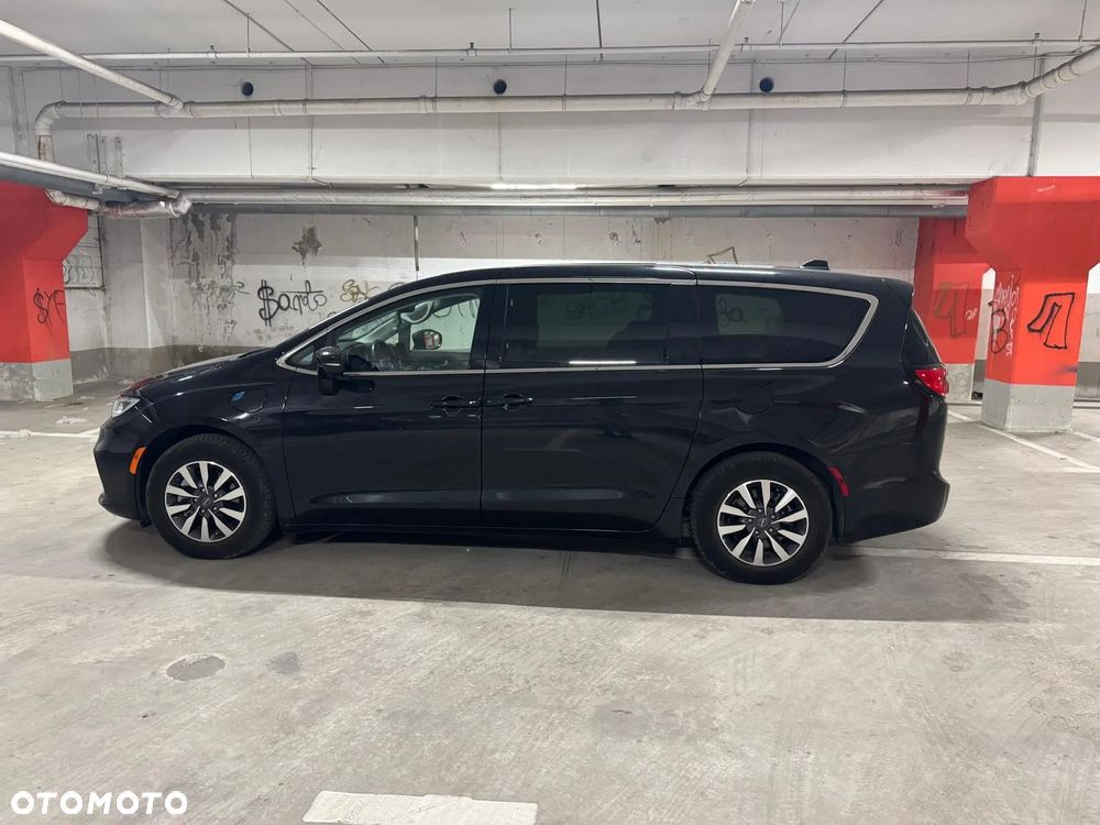 Chrysler Pacifica - 14