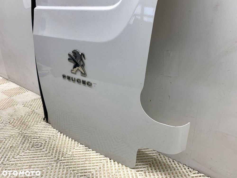 DRZWI TYLNE PRAWE  PEUGEOT PARTNER Nadwozie pełne/minivan (K9) 2018 - 2022 1.5 BlueHDi 100 75 kW - 2
