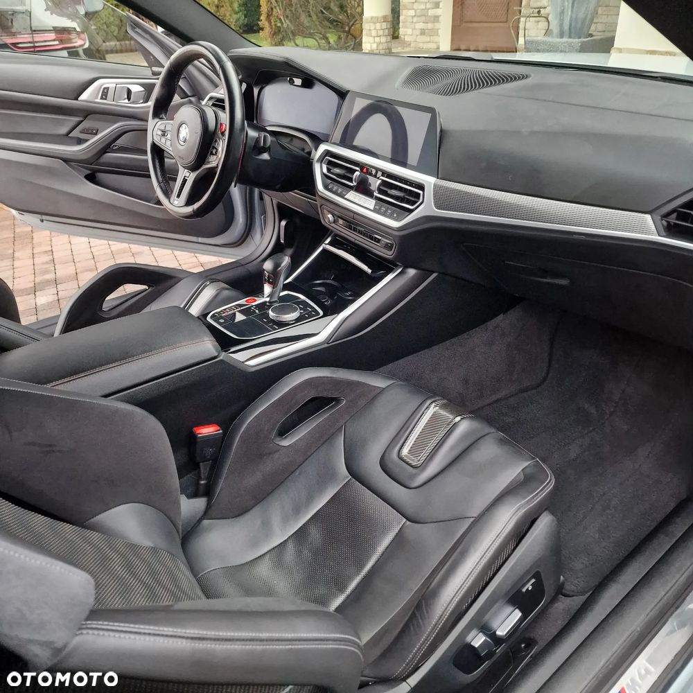 BMW M4 Competition M xDrive - 19