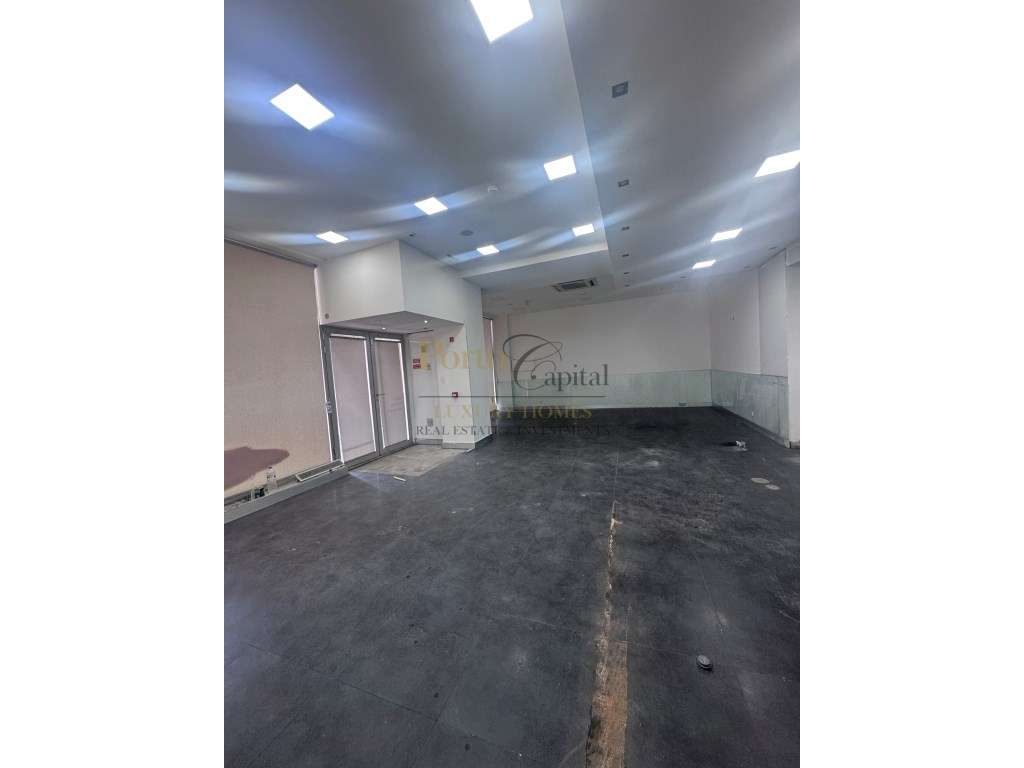 Espaço Comercial para Arrendamento Com 198 m² -Versátil e Pronto a ... - Grande imagem: 4/24