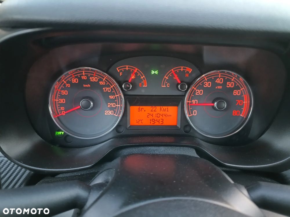 Fiat Grande Punto Actual 1.4 8V Actual - 11