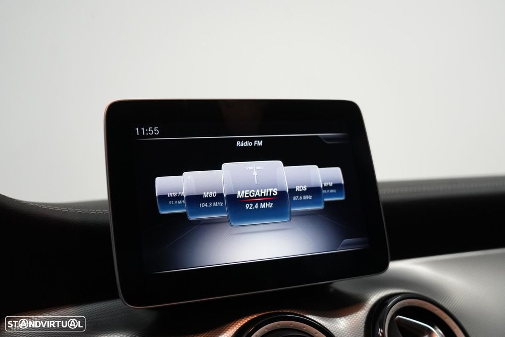 Mercedes-Benz CLA 180 d AMG Line - 11