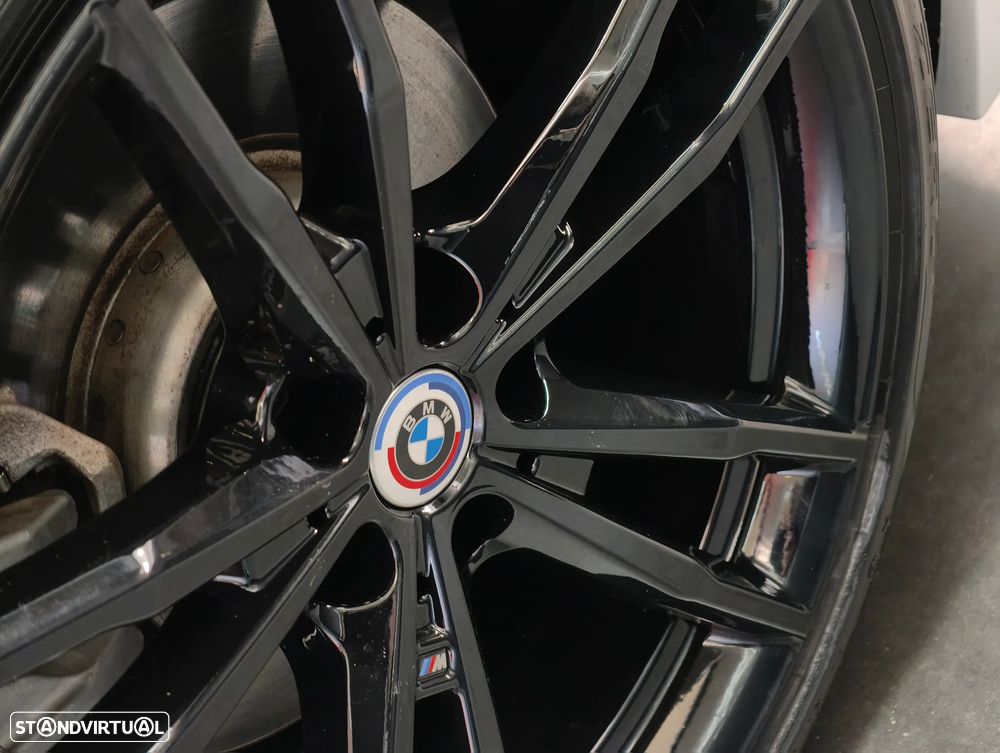 BMW 320 e Pack M Auto - 36