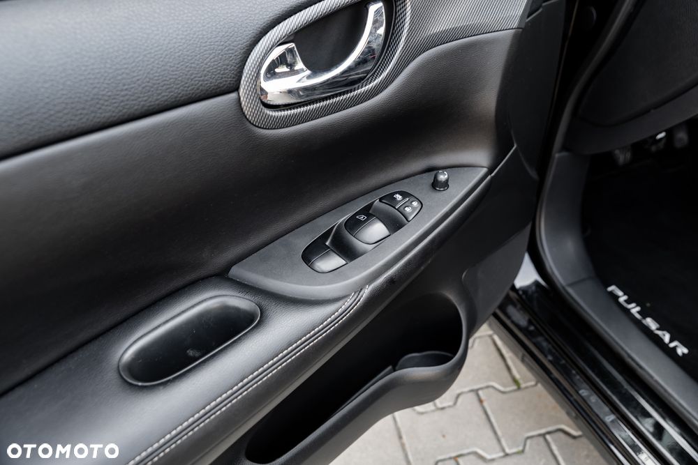 Nissan Pulsar 1.6 DIG-T Tekna - 17