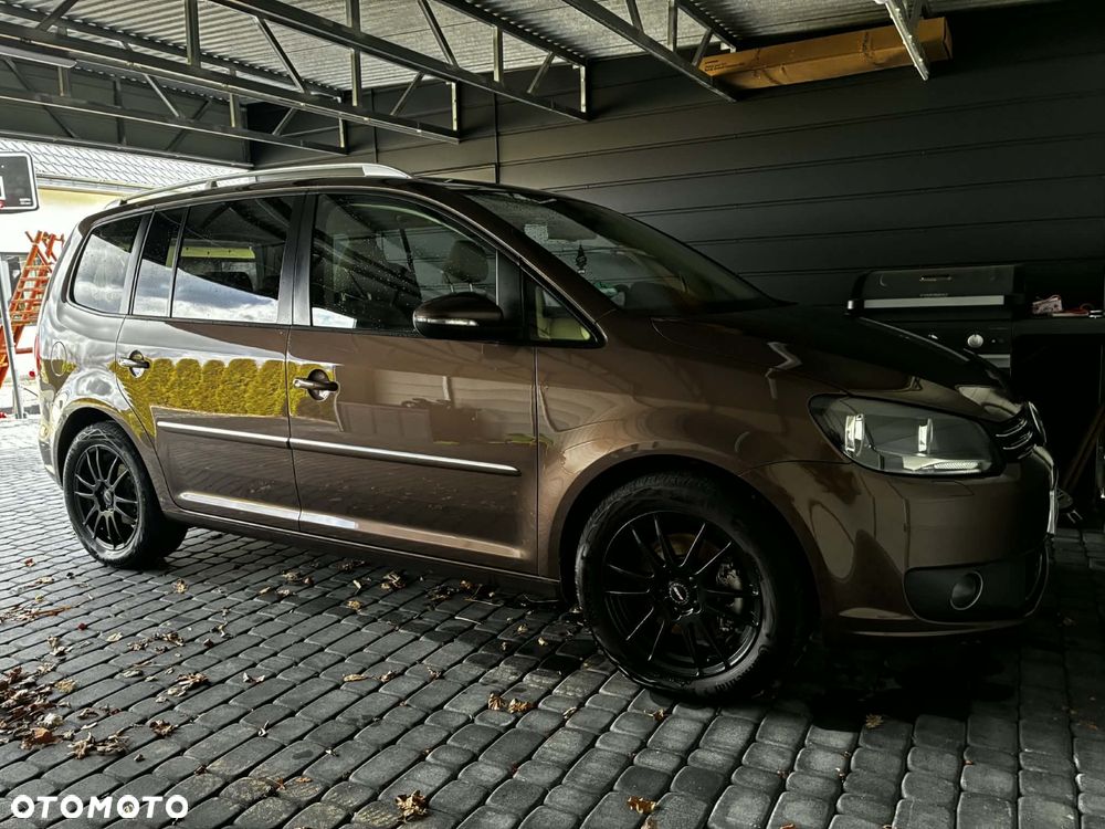 Volkswagen Touran - 2