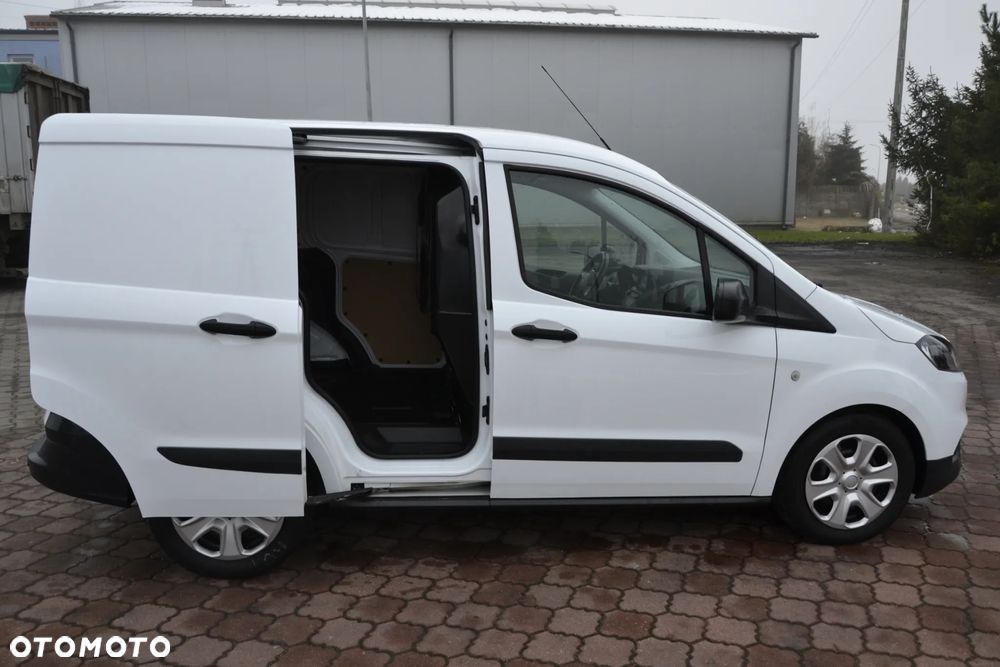 Ford TRANSIT COURIER - 13