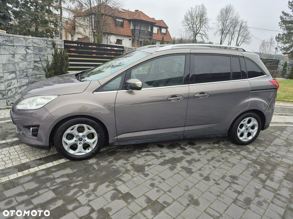 Ford Grand C-MAX - 14