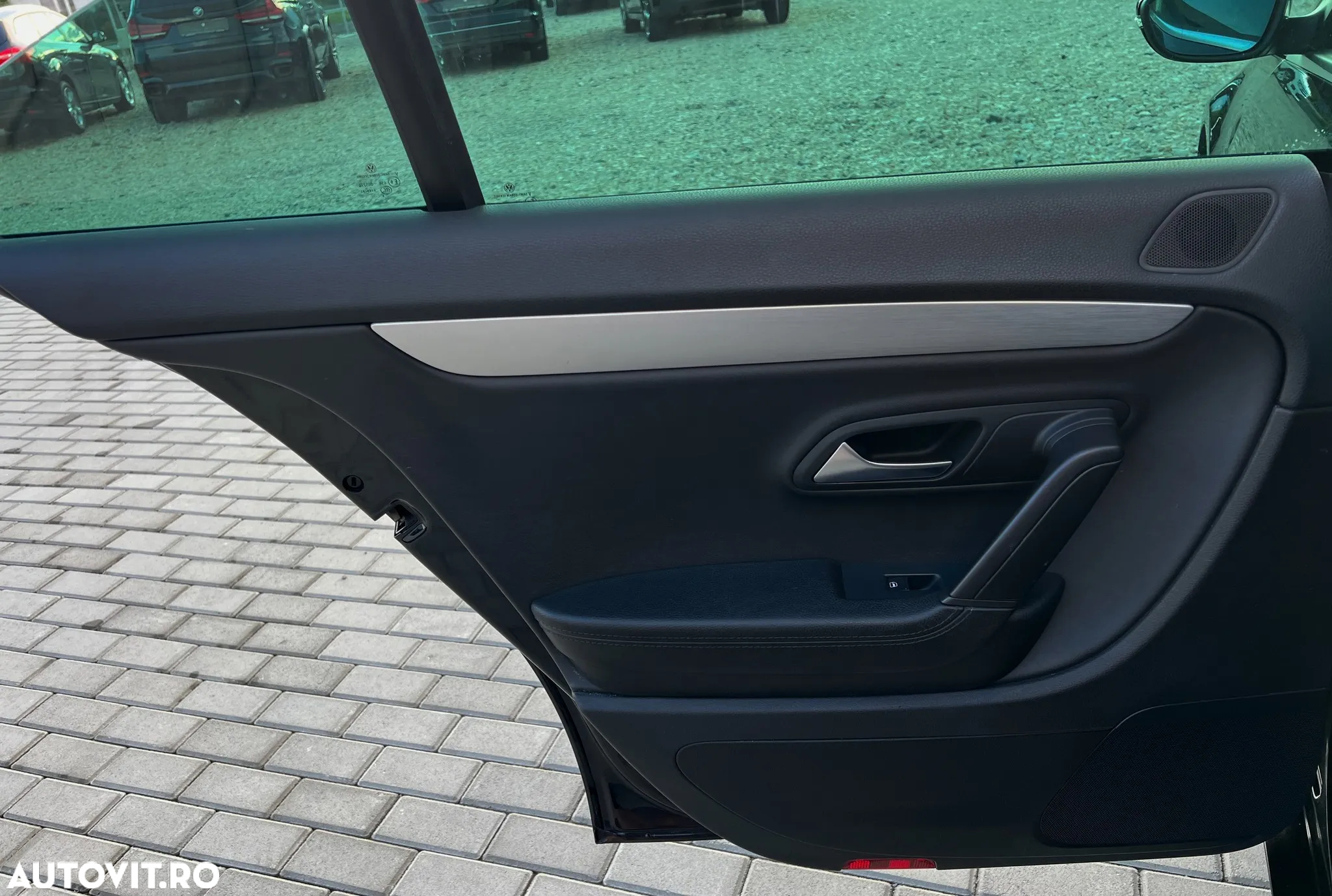 Volkswagen Passat CC 2.0 TDI BlueMotion Technology DSG - 14