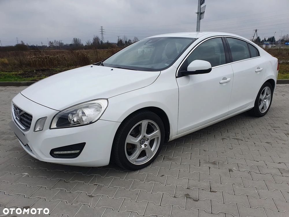 Volvo S60 - 3