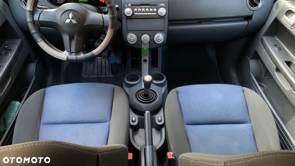 Mitsubishi Colt 1.3 Intense - 13