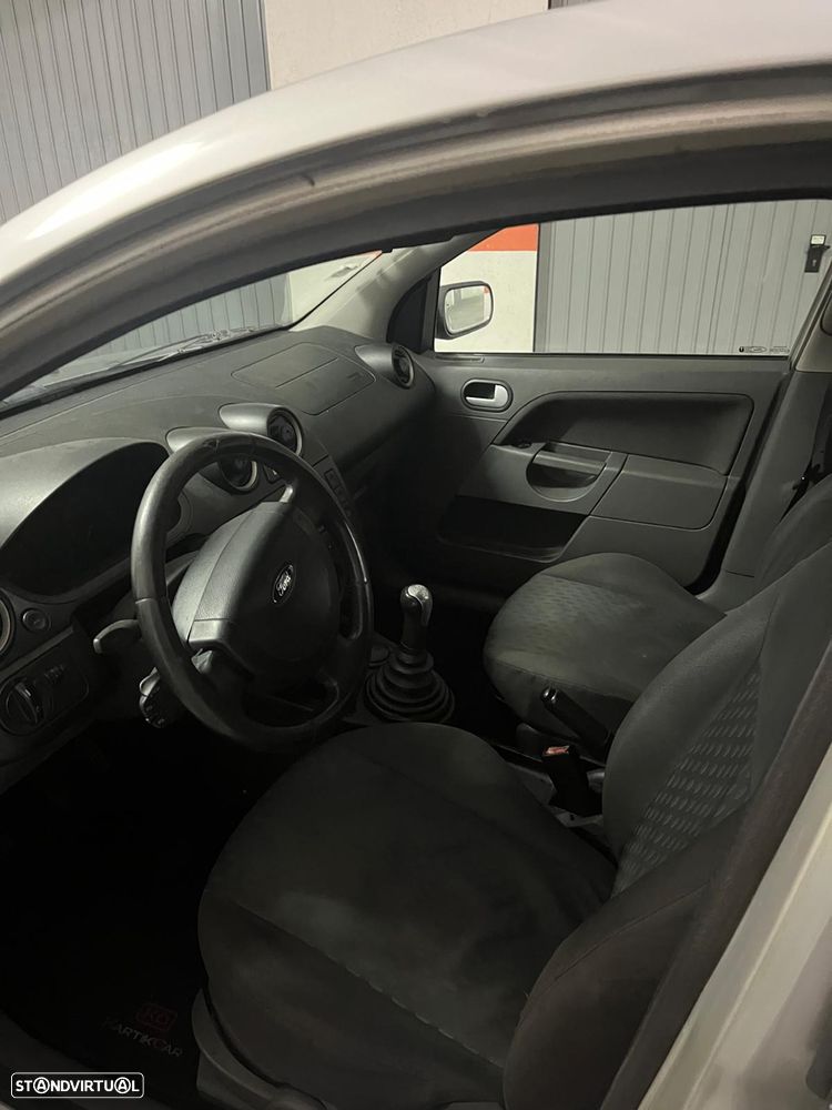 Ford Fiesta 1.4 TDCI Trend - 8