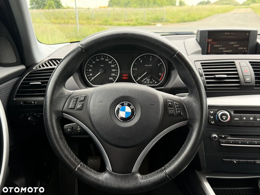 BMW Seria 1 - 18