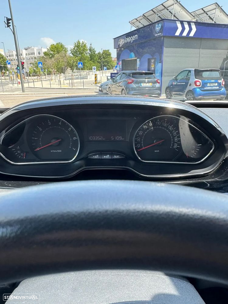 Peugeot 208 1.2 VTi Active - 14