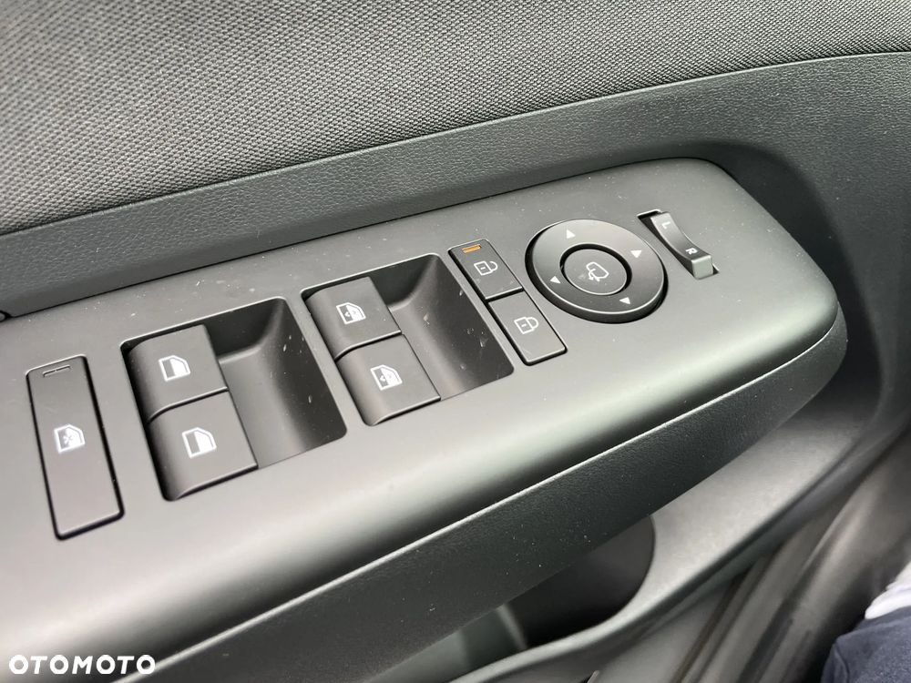 Hyundai Kona 1.6 GDI Hybrid Executive DCT - 29