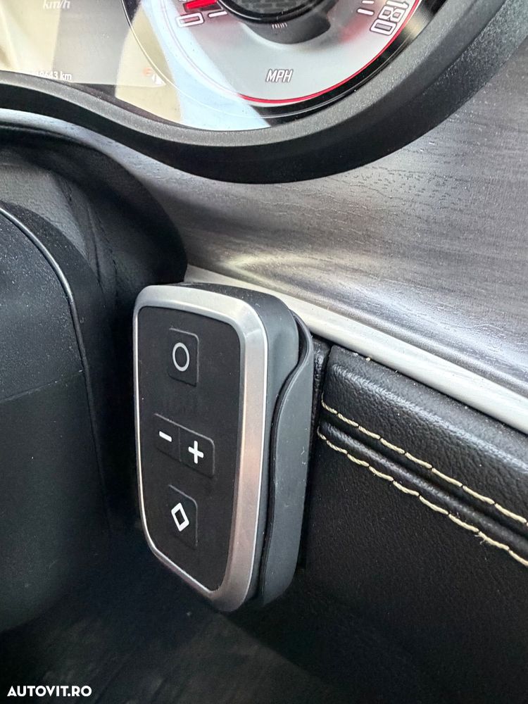 Dodge Challenger Automatik 392 Hemi Scat Pack Shaker - 17