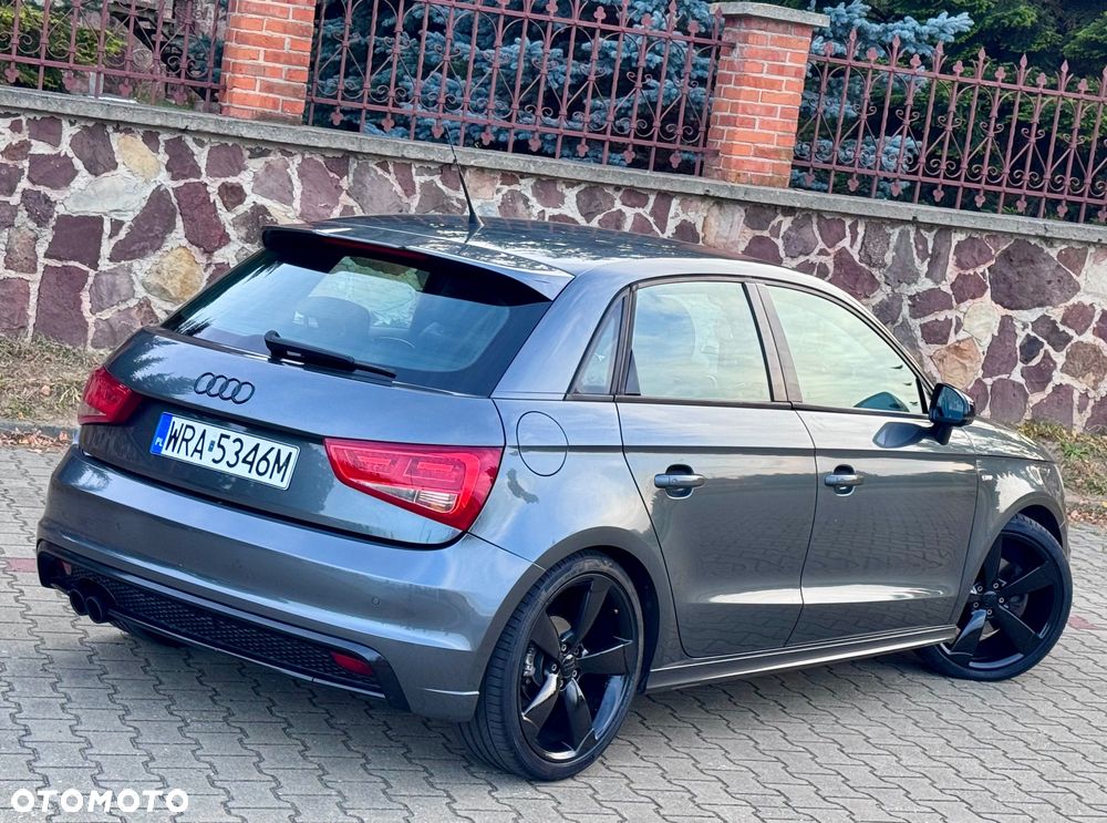 Audi A1 Sportback 1.4 TFSI S tronic S line Sportpaket - 11