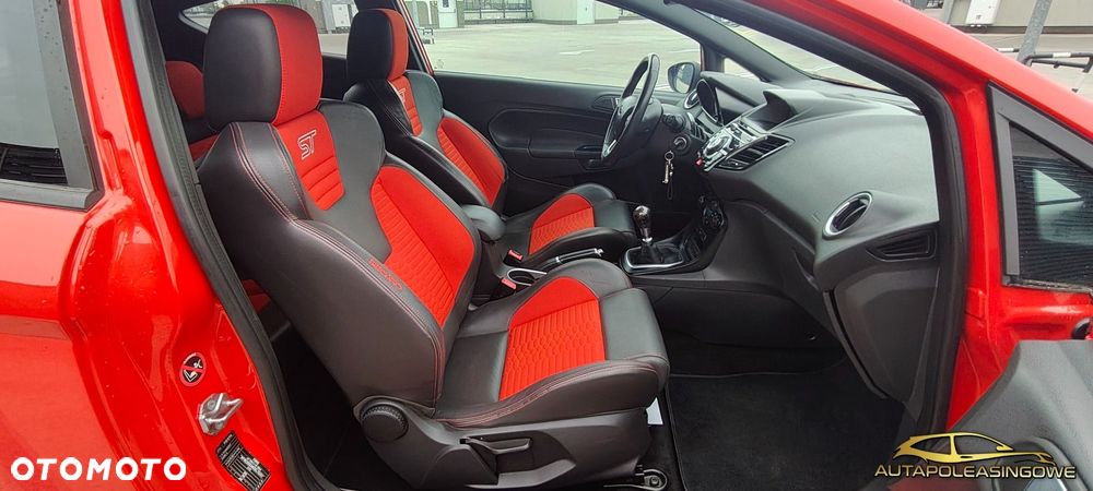 Ford Fiesta - 12