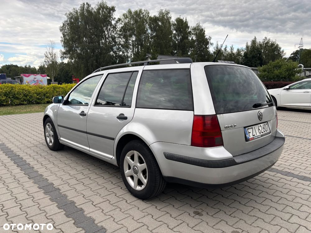 Volkswagen Golf 1.9 TDI Comfortline - 9