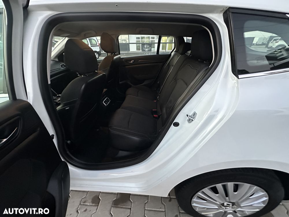 Renault Megane Estate Blue dCI EDC Intens - 17