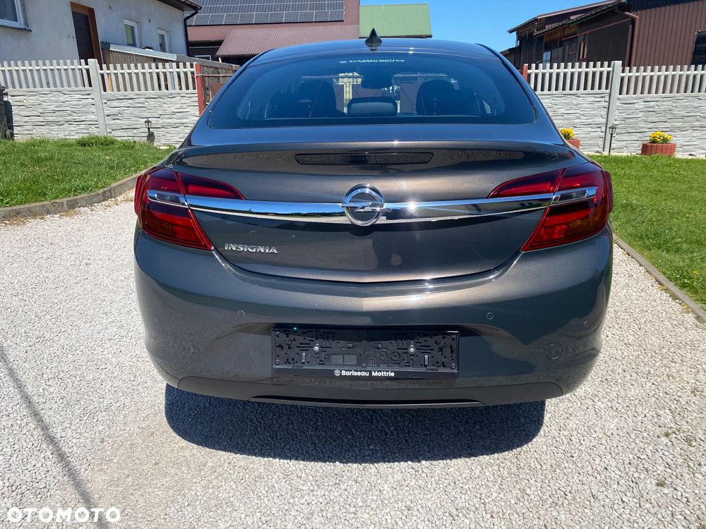 Opel Insignia 1.4 T Cosmo S&S - 12