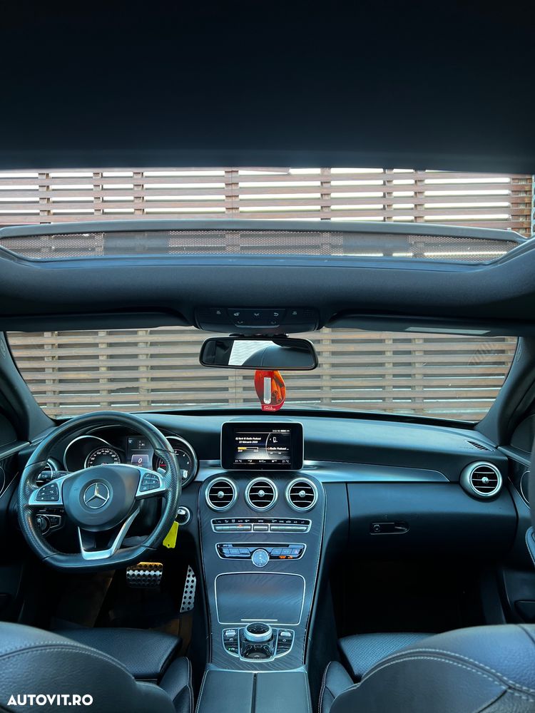 Mercedes-Benz C - 14