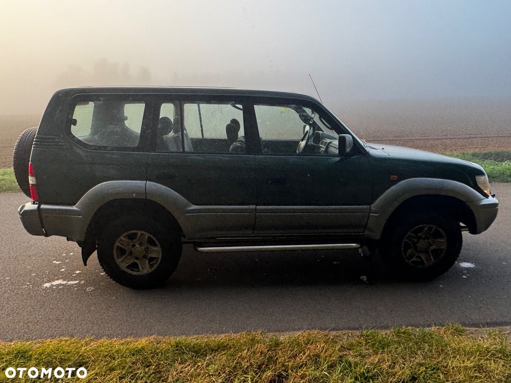 Toyota Land Cruiser Prado 1996 photo 3
