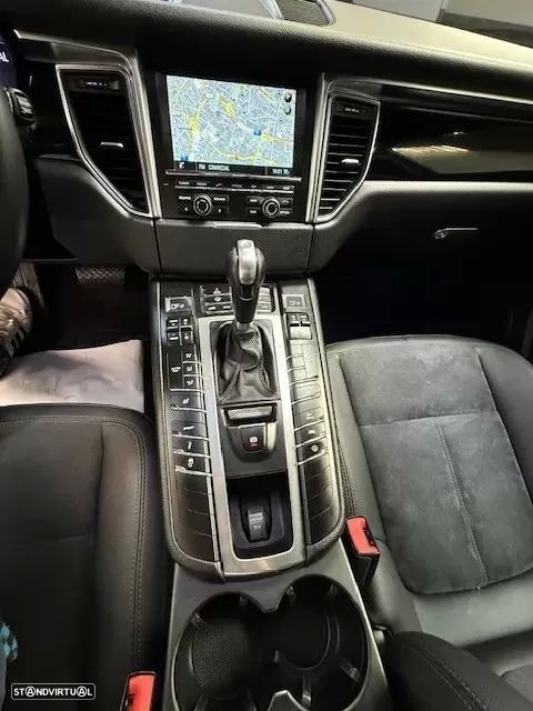 Porsche Macan S - 6