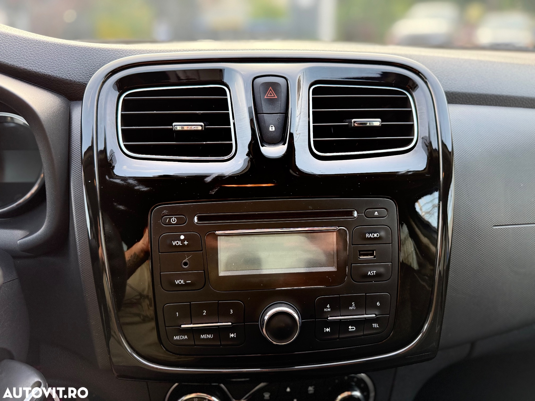 Dacia Logan - 17
