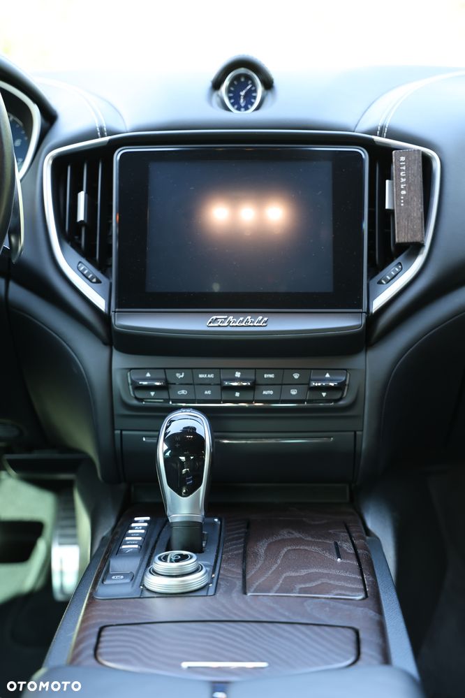 Maserati Ghibli S Q4 - 15