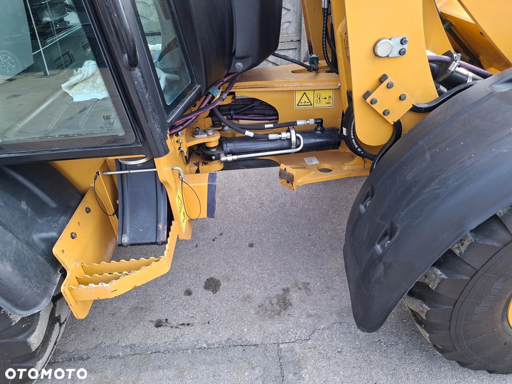 Caterpillar CAT 906 M - 29