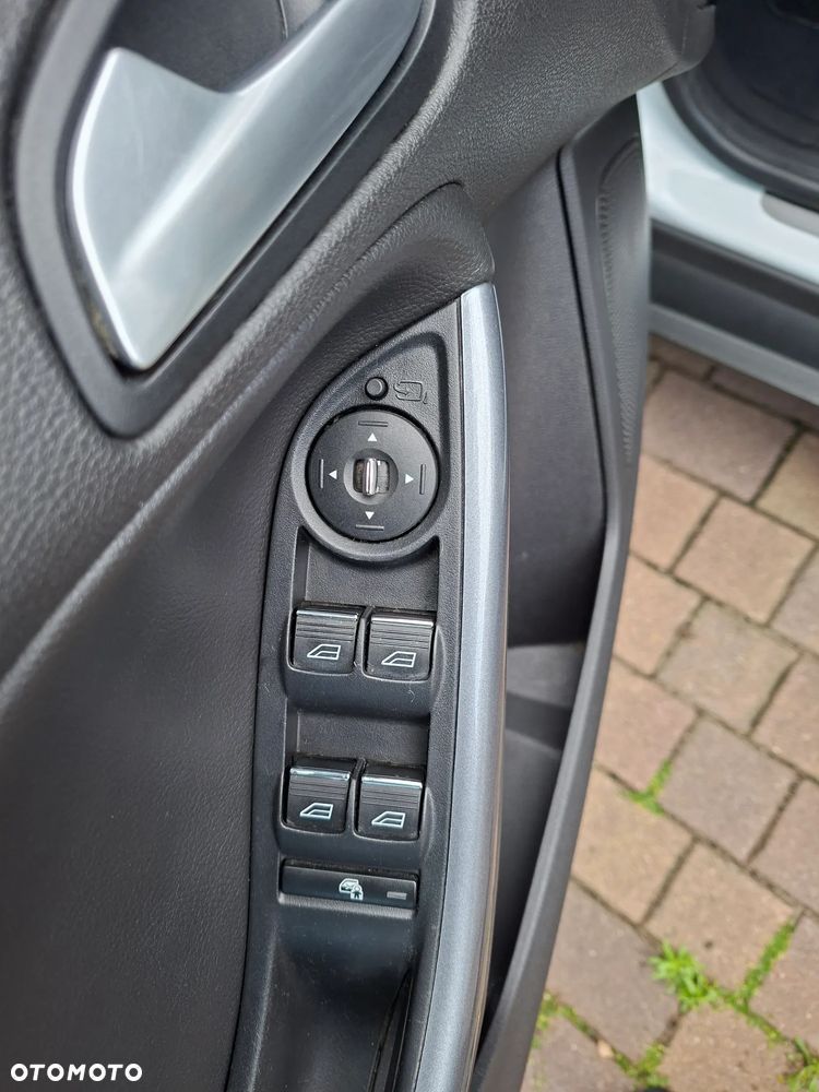 Ford Focus 2.0 TDCi Titanium - 13