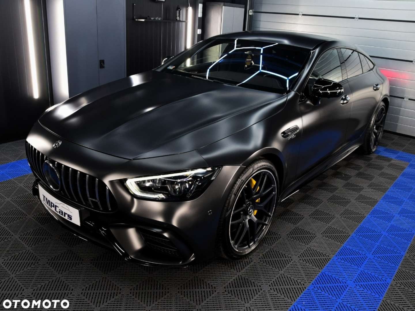 Mercedes-Benz AMG GT 43 4-Matic+ - 17