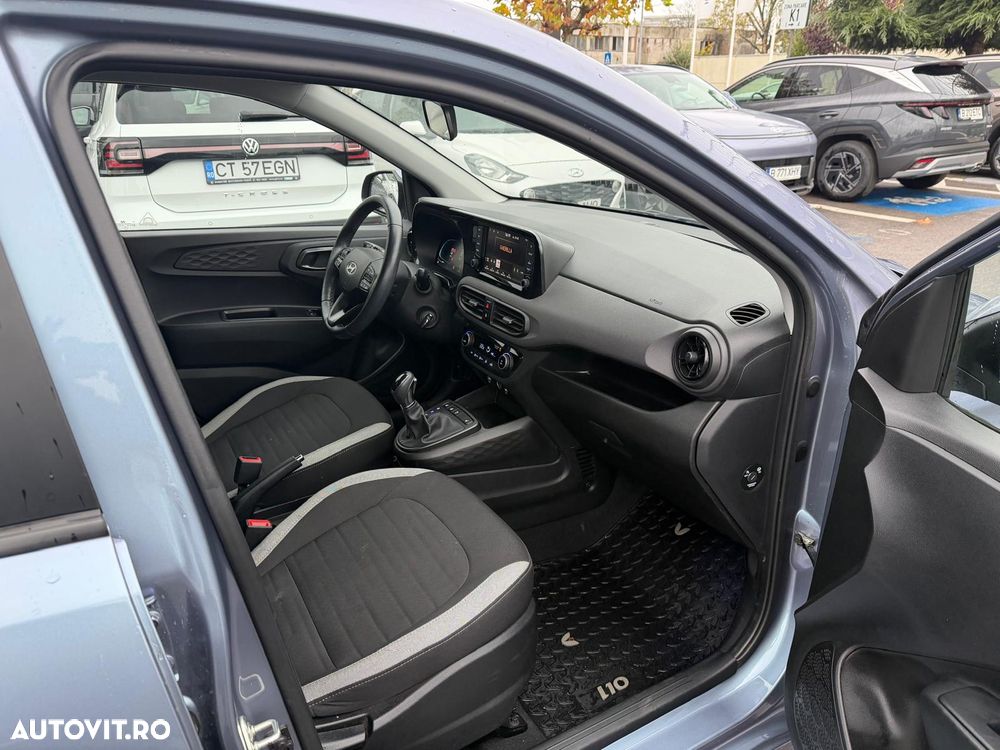 Hyundai i10 - 12