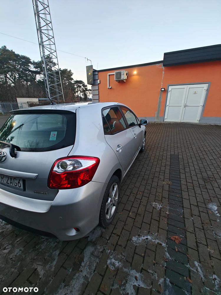 Toyota Auris 2.0 D-4D 2010 - 6