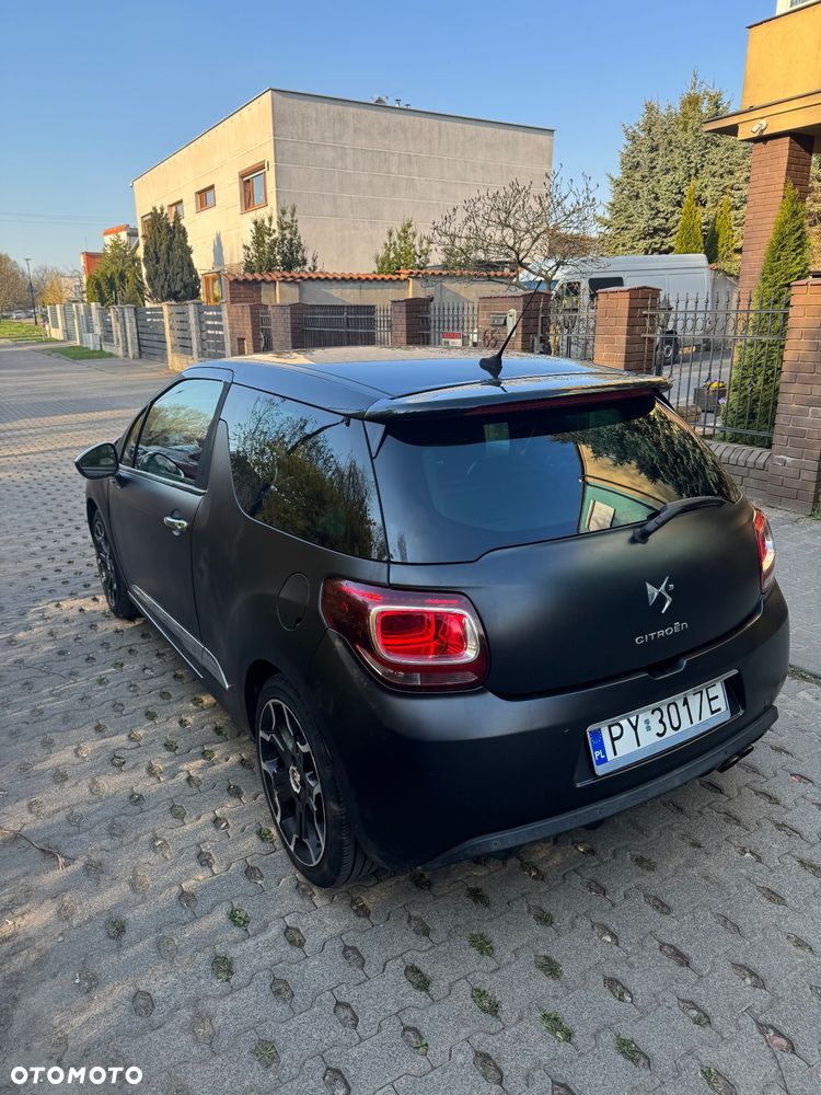 Citroën DS3 HDi 110 FAP SportChic - 8