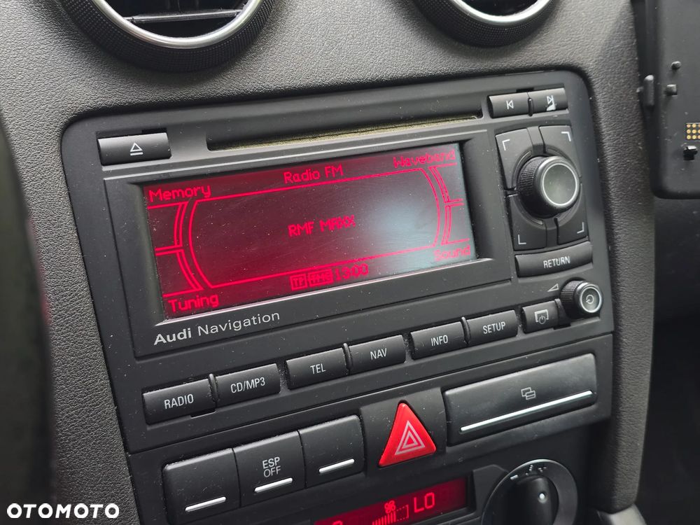 Audi A3 Sportback 1.9 TDI DPF S tronic S line Sportpaket (plus) - 31