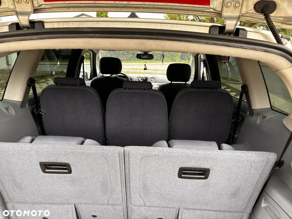 Ford S-Max 2.0 TDCi DPF Titanium - 14