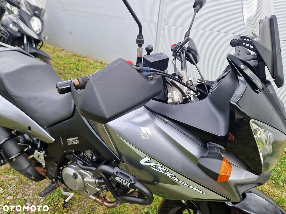 Suzuki V-STROM - 13