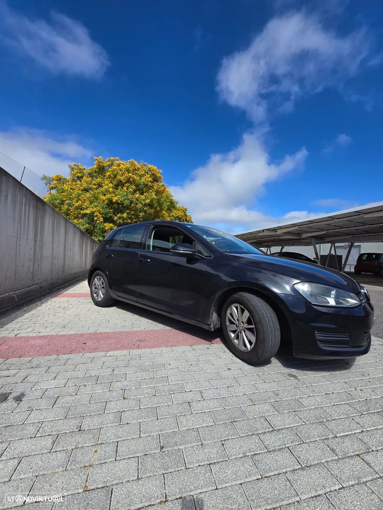 VW Golf 1.6 TDi BlueMotion Trendline - 3