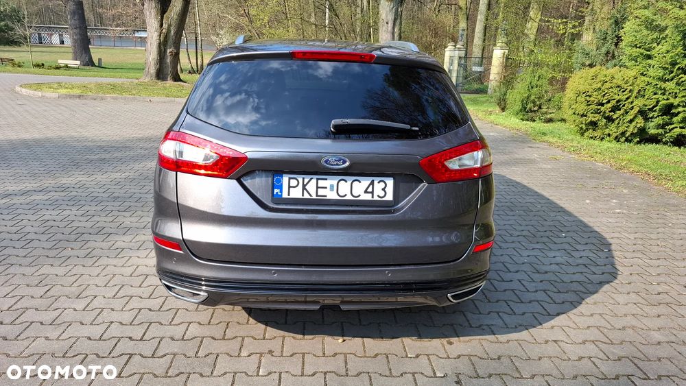 Ford Mondeo 2.0 TDCi Titanium PowerShift - 4