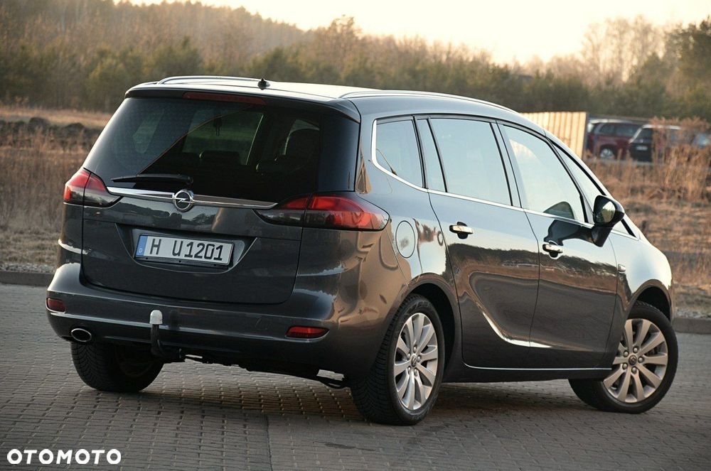 Opel Zafira - 11
