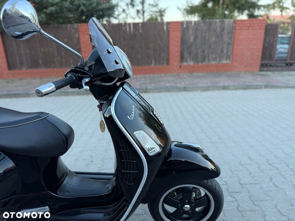 Piaggio Vespa - 7