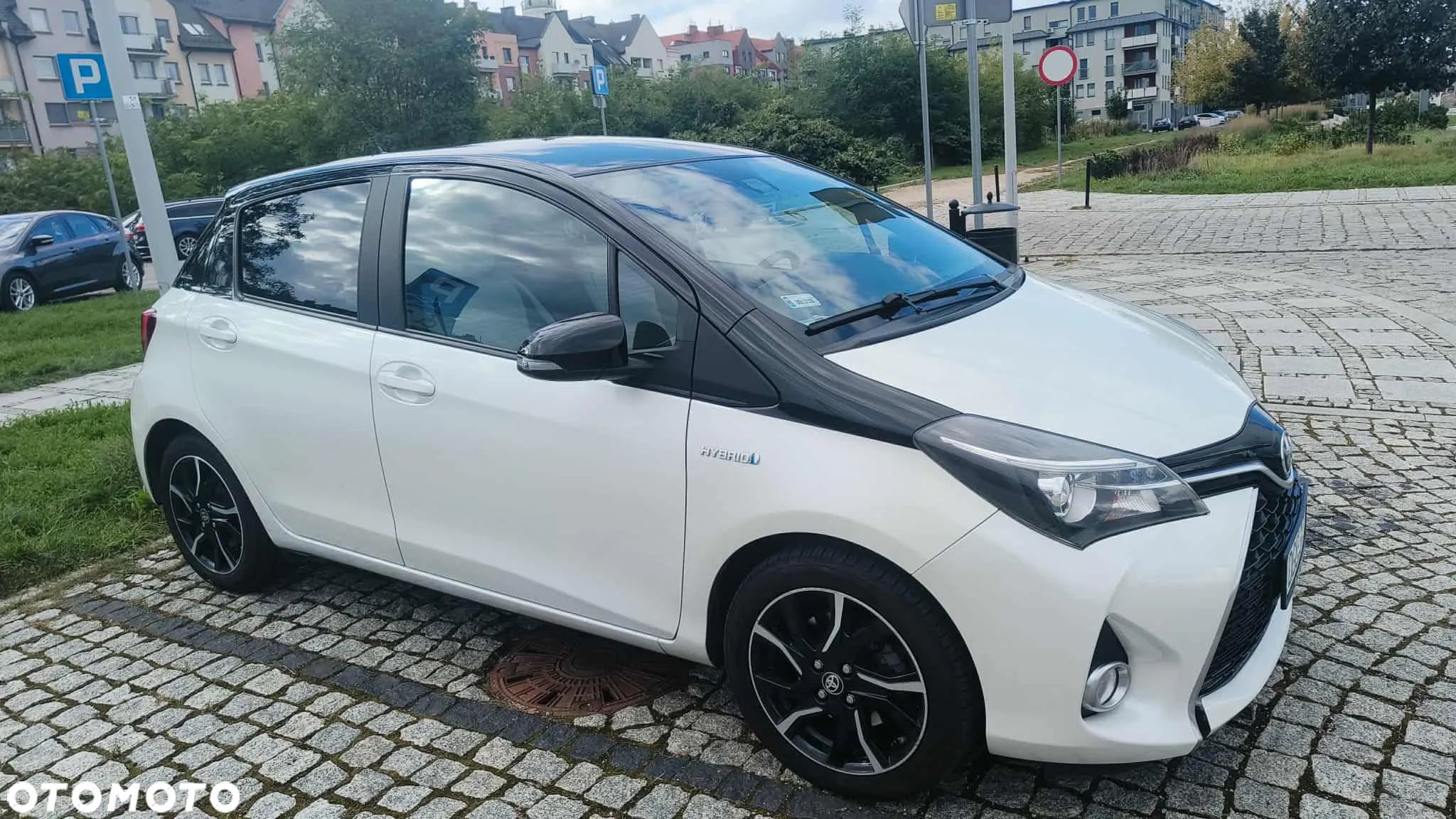 Toyota Yaris - 1