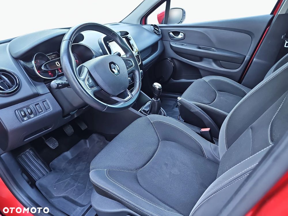 Renault Clio 1.2 16V Alize - 10