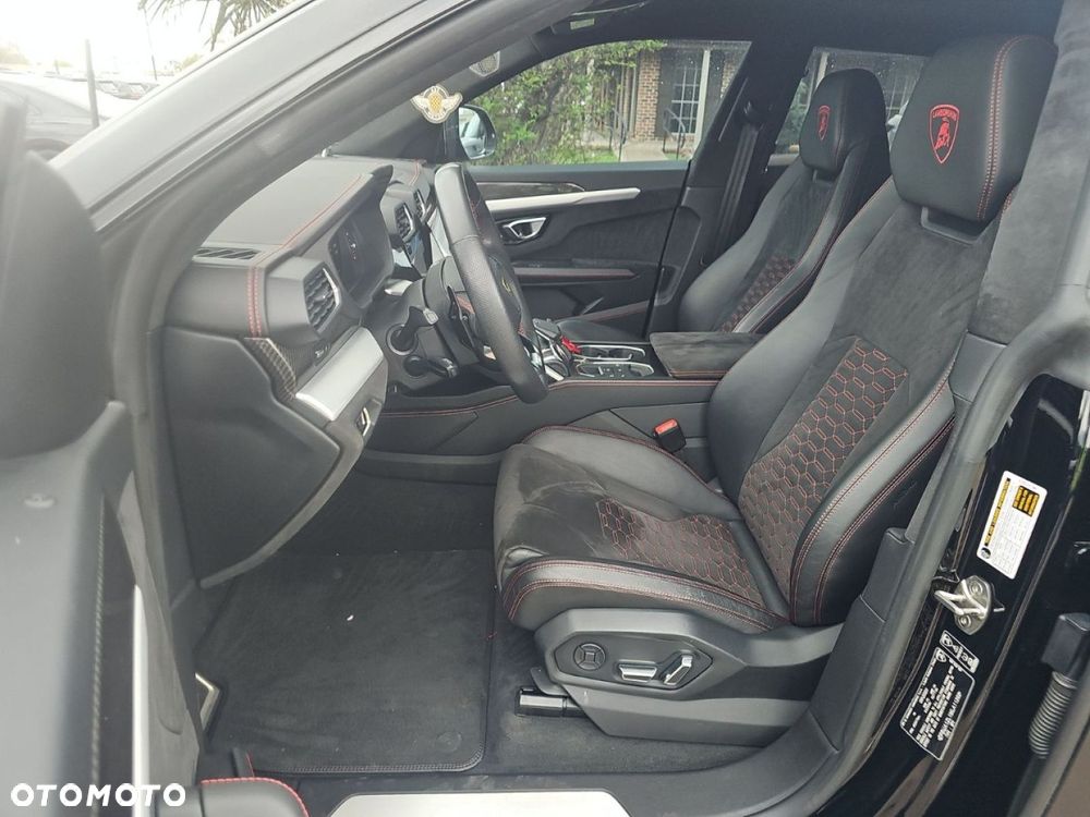 Lamborghini Urus - 9